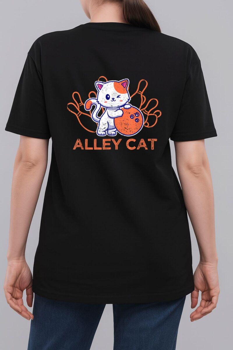 Alley Cat Bowling Team Humor Funny Bowler Cats Vintage Woman T-Shirt