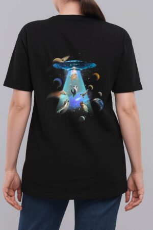 Cats UFO Funny Flying Kitten Spaceship Alien Lover Novelty Woman T-Shirt