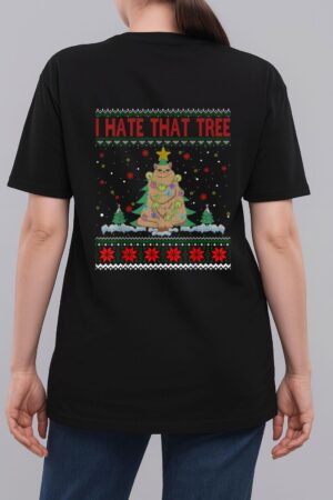 I Hate That Tree Funny Cats Christmas Tree Woman T-Shirt