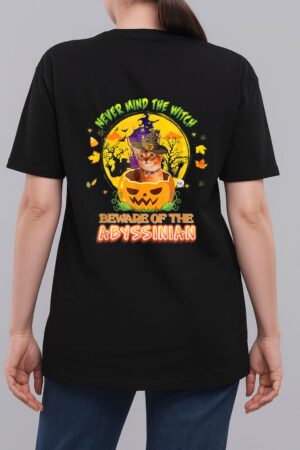 Never Mind He Witch Beware Of Abyssinian Cat Halloween Hat Woman T-Shirt