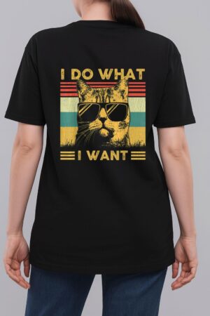Retro 70s 80s 90s I do what I want cat funny cat lover Woman T-Shirt