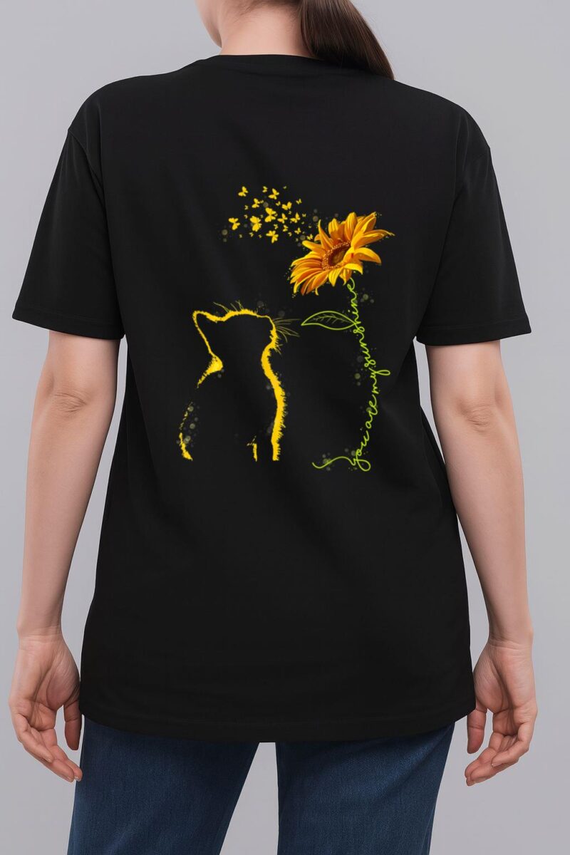 Sitting Yellow Kitten Sunflower Fragrance Butterfly Woman T-Shirt